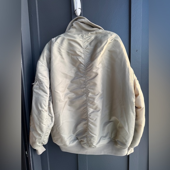 H&M STUDIO COLLECTION PADDED BOMBER JACKET IN LIGHT KHAKI GREEN Sz MEDIUM (NWT) - Picture 14 of 14